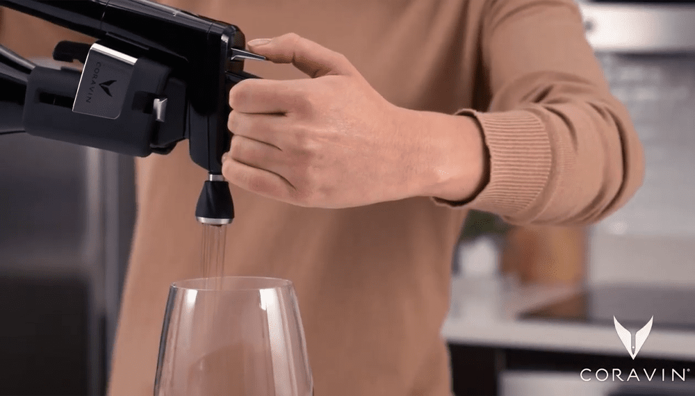Wie man den Coravin Timeless Belüfters